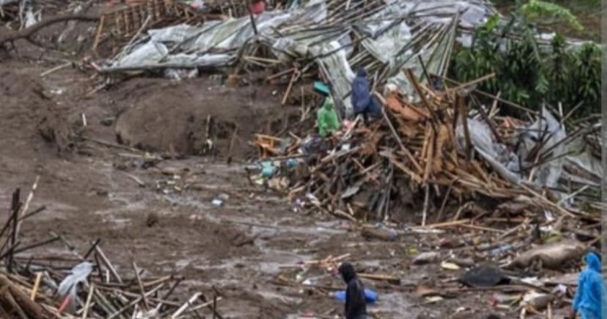 Longsor Cisarua: 34 Korban Tewas Teridentifikasi, Pencarian 32 Orang Hilang Berlanjut