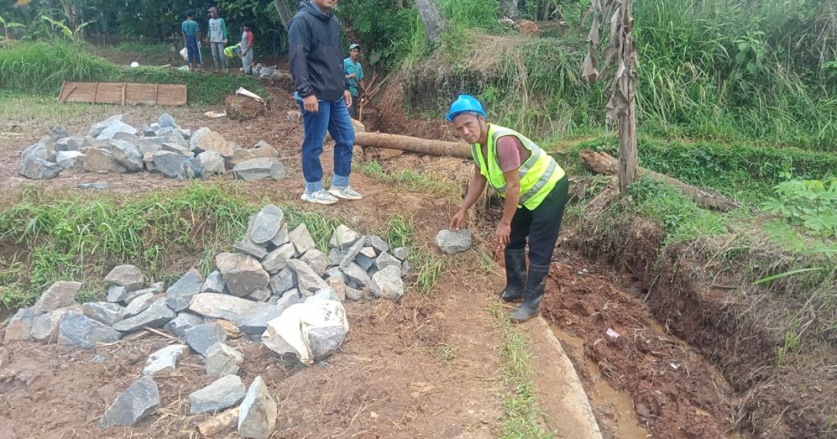 P3A Babakan Sadeng Bangun Irigasi Tersier Secara Maksimal, Dukung Pertanian di Wilayah Cimapag