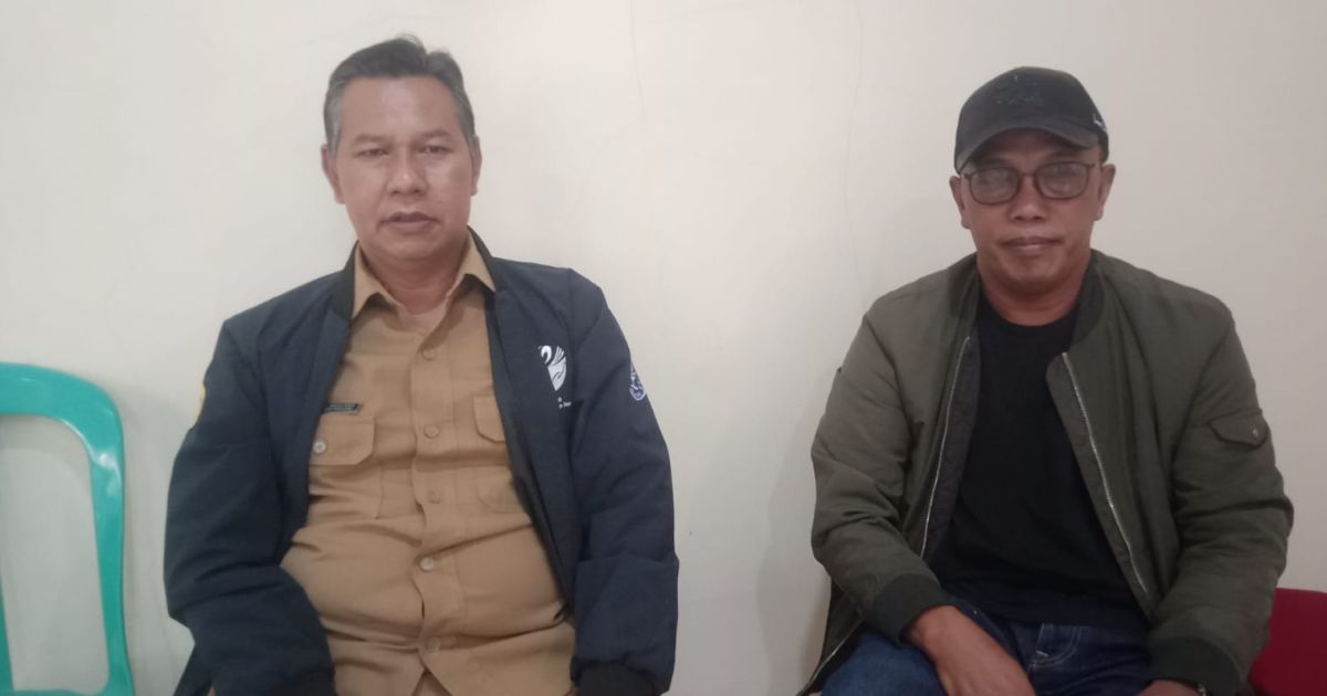 Warga Desa Pagelaran Keluhkan Lalat dan Bau Karena Peternakan Ayam Bumdes, Begini Kata Kades!