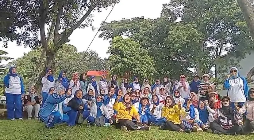 IWO Bogor Raya Gelar Lomba Kebaya untuk Rayakan Akhir Tahun di Mall BTM Bogor