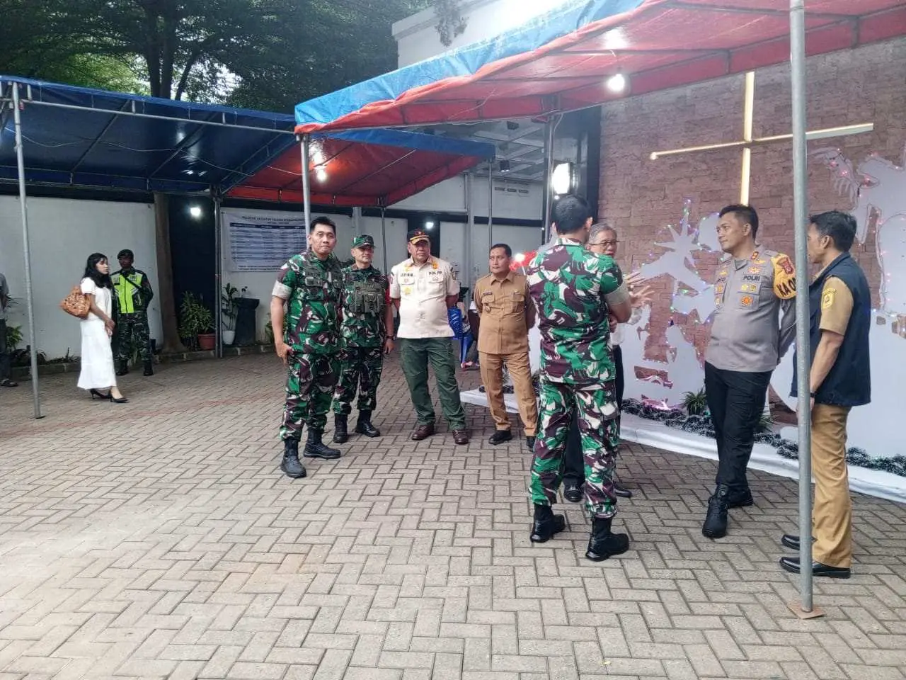 Dandim 0621-01/Kab.Bogor Dampingi Danrem 061/SK, Meninjau Tempat Pelaksanaan Ibadah Natal