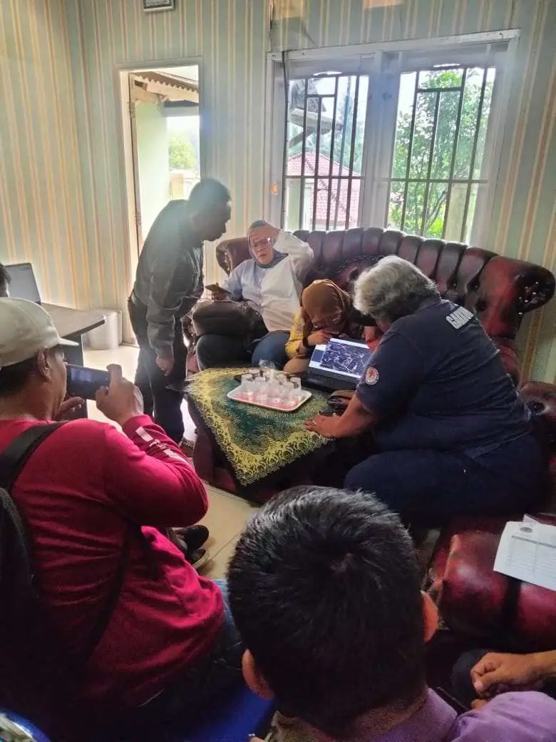 KLHK Cek Bau Limbah Menyengat di Nambo Dampak Pabrik PT PPLI 