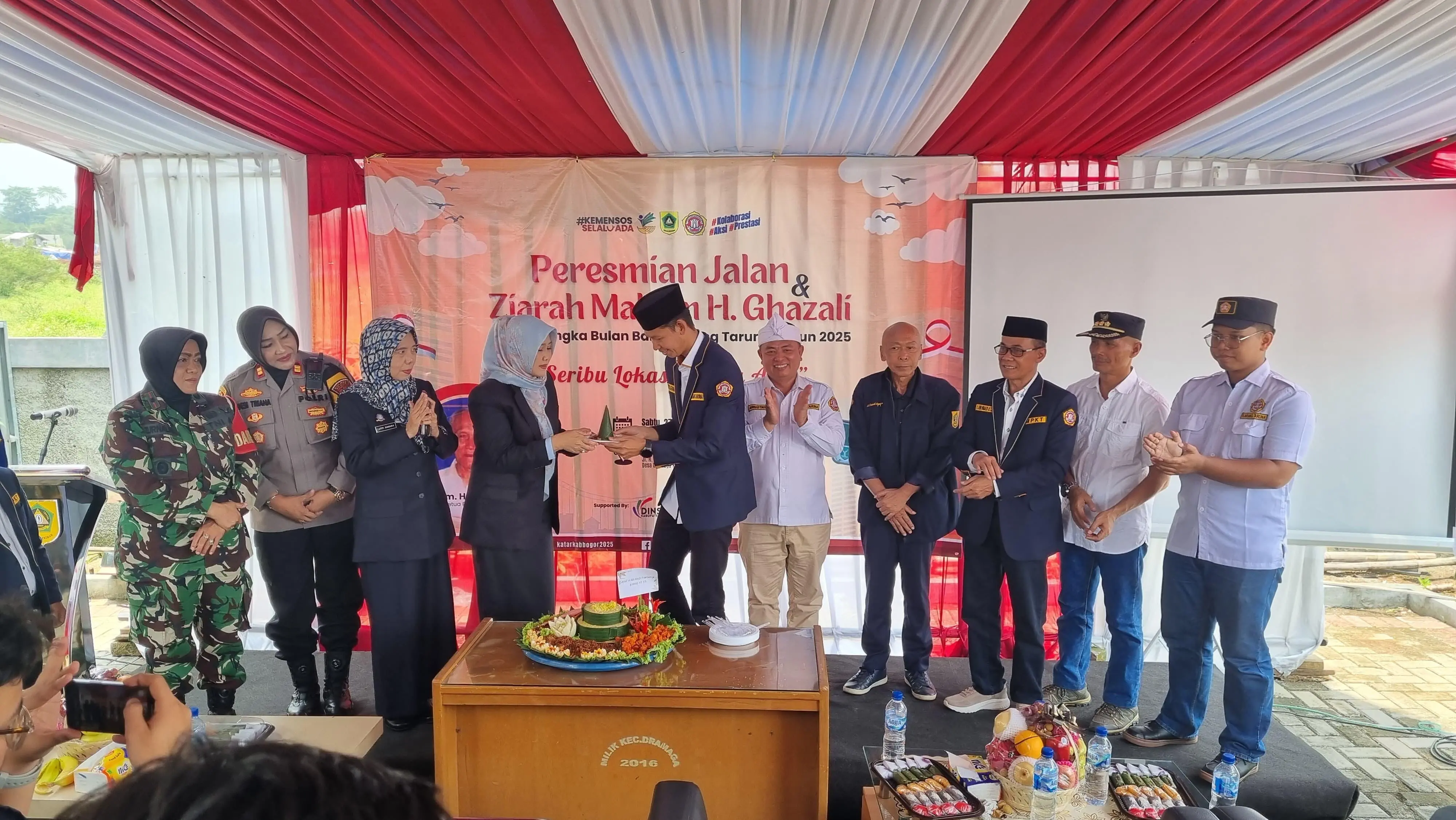 Peresmian Jalan H. Ghazali di Dramaga: Kenangan dan Harapan