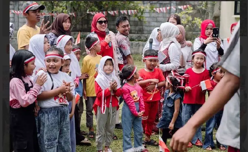 Keceriaan Anak Yatim Warnai HUT RI ke-80 di Tenjolaya Asuhan Yayasan Doa Yatim